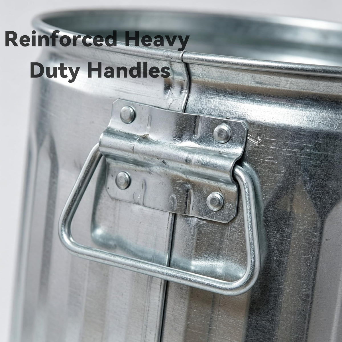 31 Gallon Heavy Duty Galvanized Metal Trash Can with Lid F556
